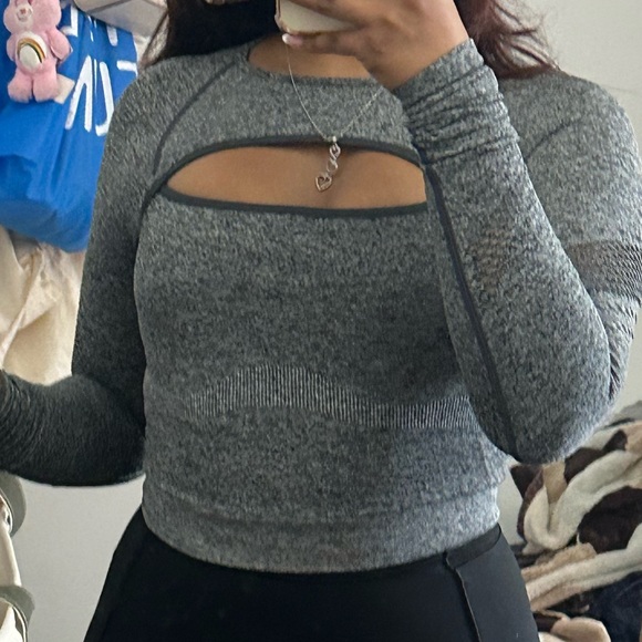 Victorias Secret Pink Work Out Top - Picture 1 of 2